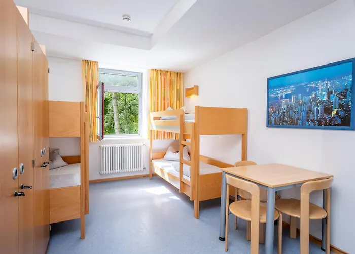 Hostel Jugendherberge Ulm *